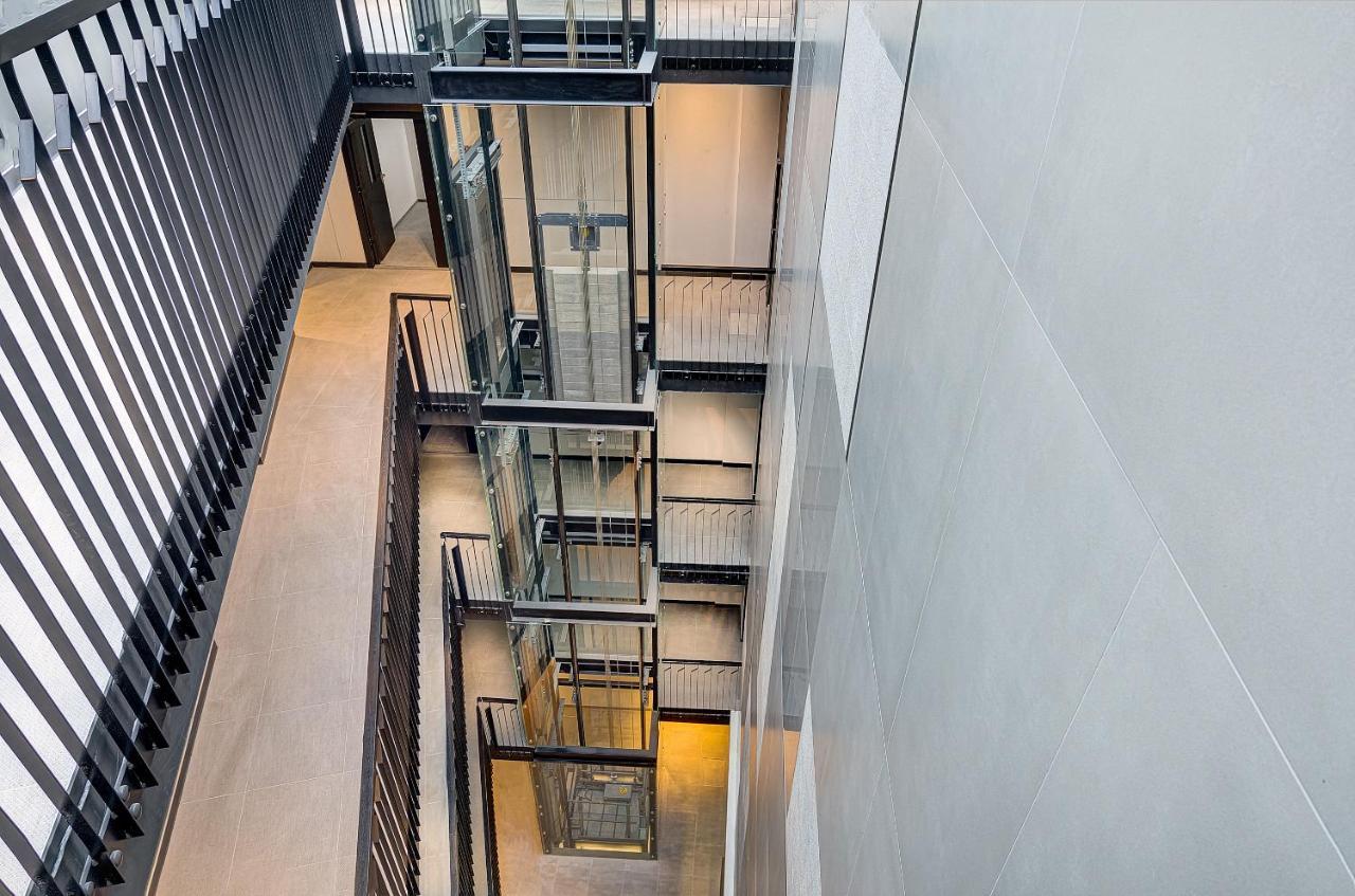Happy Inn Vip, Self Check-In-24X7, A-C, Parking-In-The-Underground-Garage VNO Exterior photo