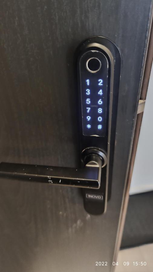 Happy Inn Vip, Self Check-In-24X7, A-C, Parking-In-The-Underground-Garage VNO Exterior photo